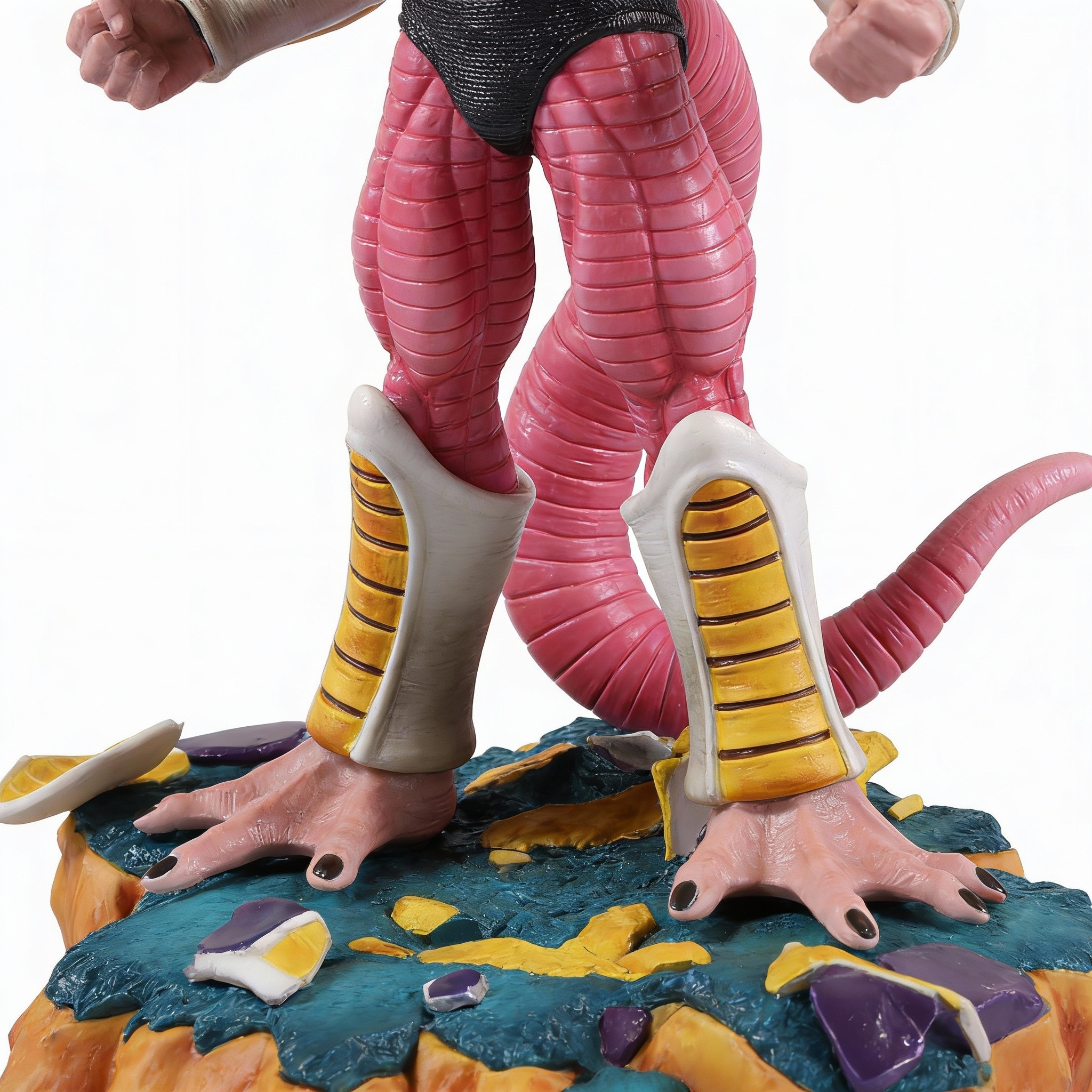 Dragon Ball Z Frieza (First Form) - Planet Namek & White Hole Diorama Base - 530,000 Battle Power Statue - Cosplee