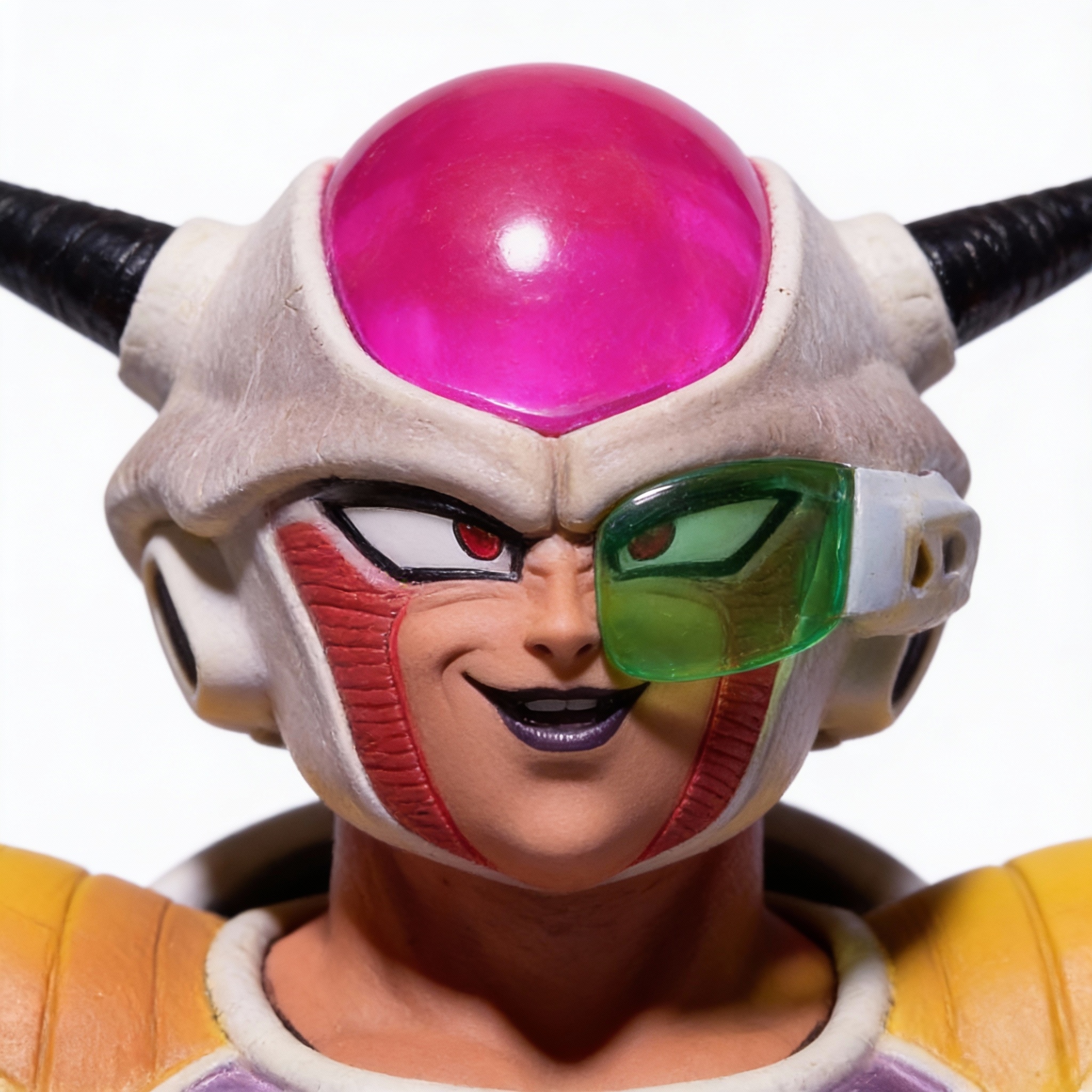 Dragon Ball Z - Frieza's Hover Pod Debut (White Hole Ver.) - Collectible Figure & Diorama - Cosplee