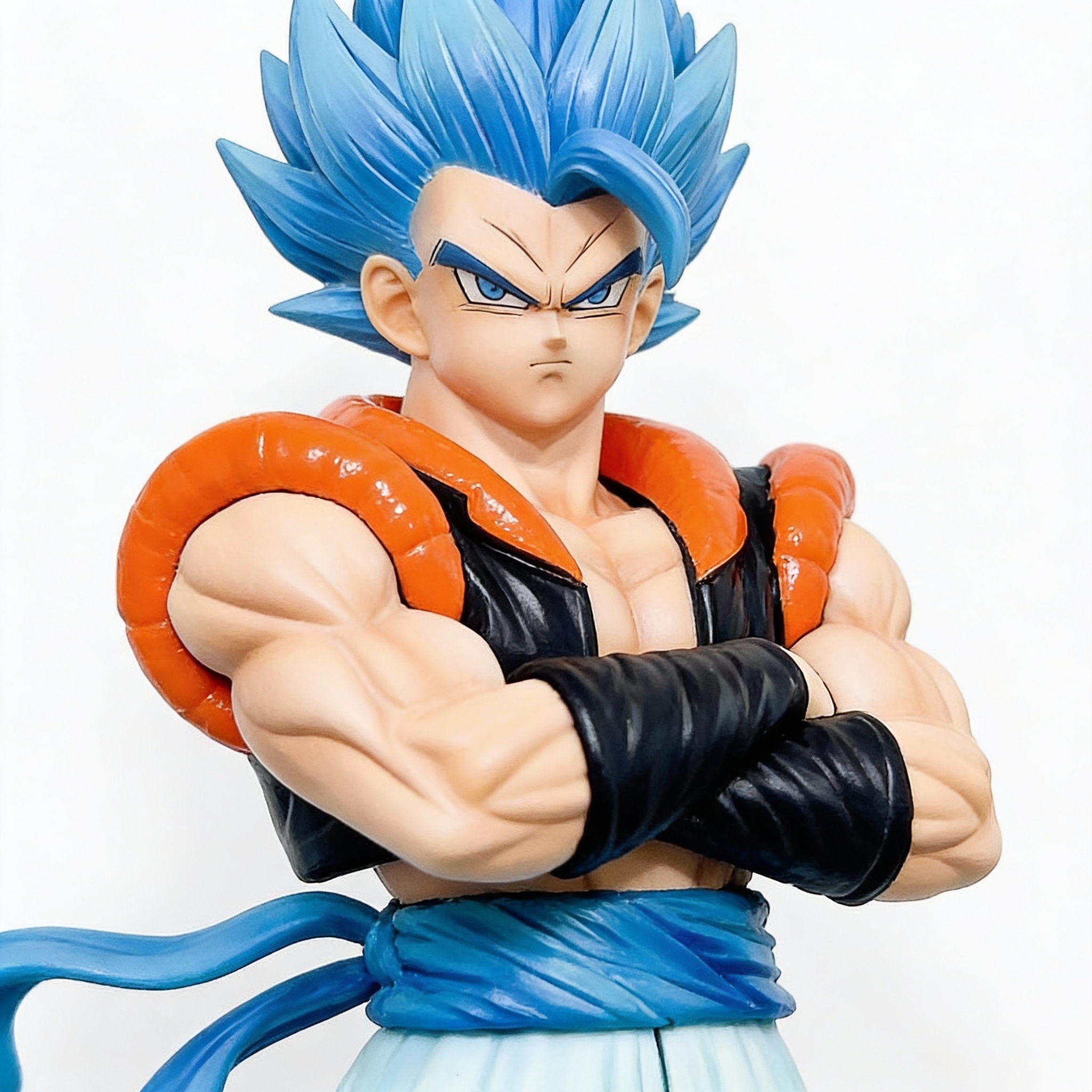 Dragon Ball Super - Interchangeable Super Saiyan & Super Saiyan God SS Vegito Standing Pose (Arms Crossed) - Wholesale Model - Cosplee