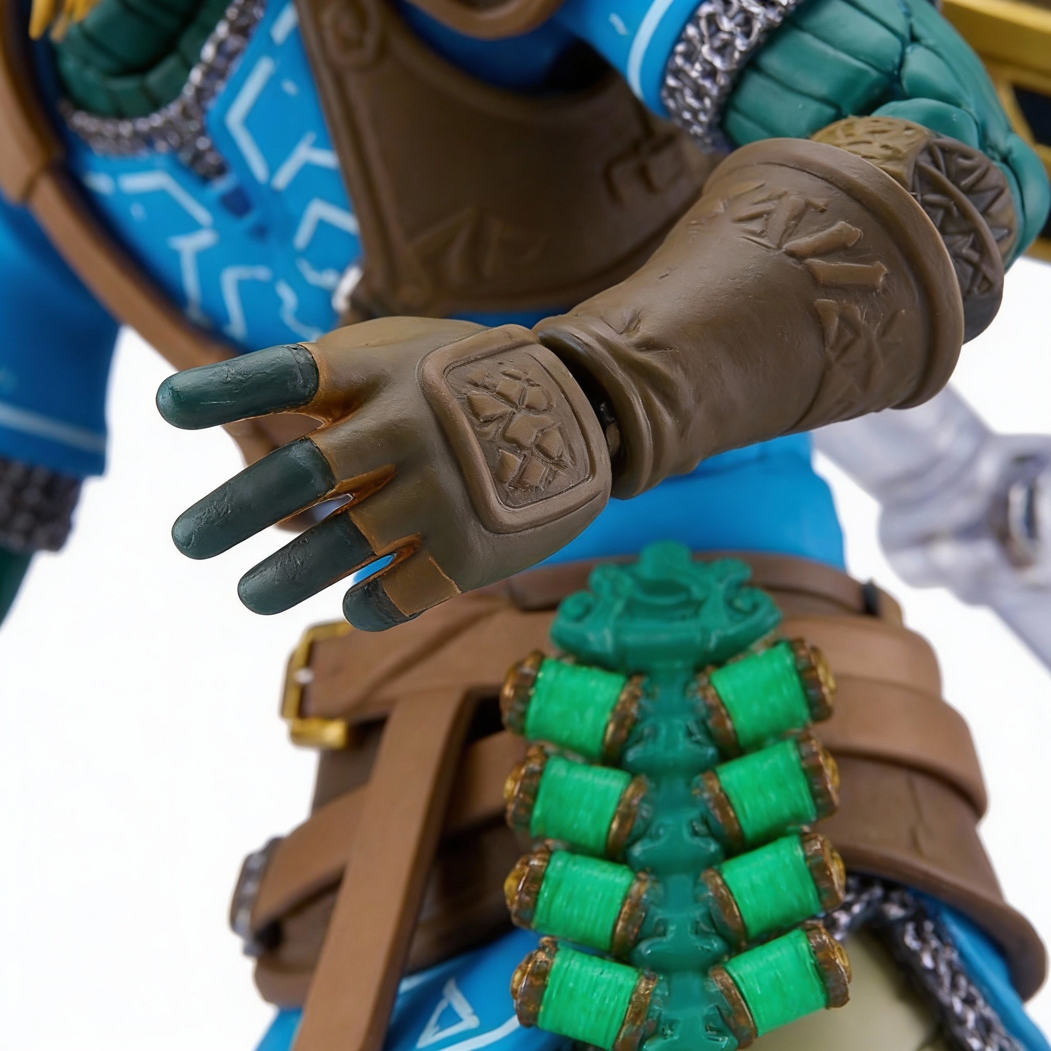 The Legend of Zelda: Figma #626 Link - Breath of the Wild & Tears of the Kingdom Articulated Action Figure - Cosplee