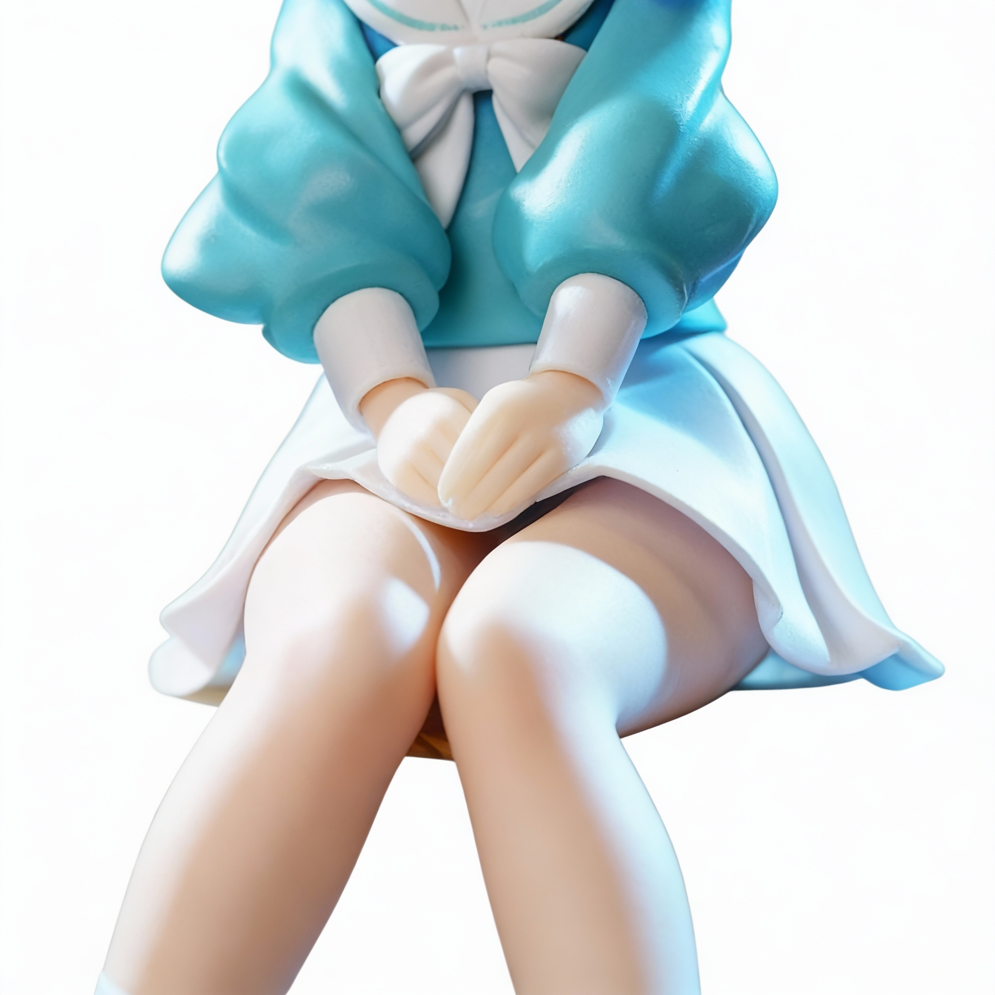 Sailor Uniform Arona Cute Anime Figure - Instant Noodles Press & Sitting Pose Model Collectible - Cosplee